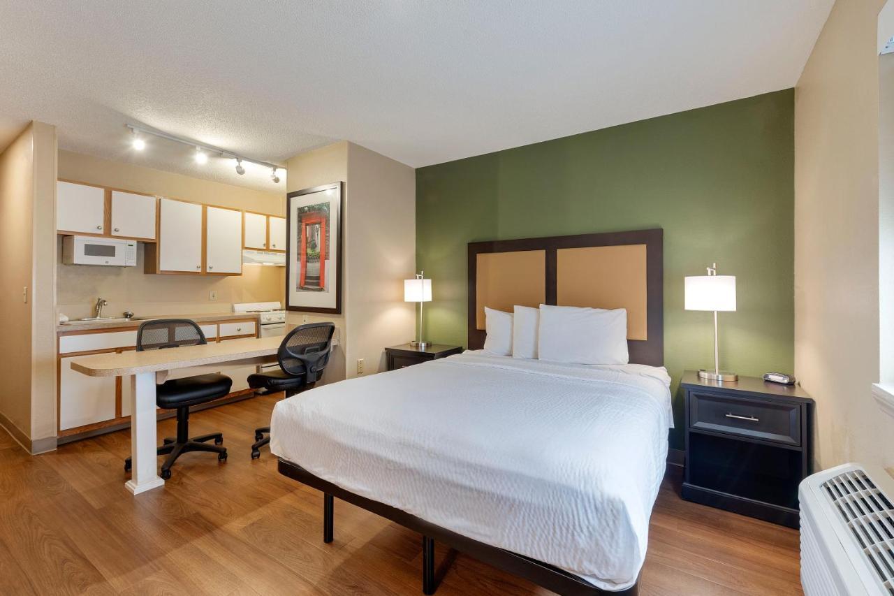 Extended Stay America Select Suites - Charlotte - Tyvola Rd - Executive Park Zewnętrze zdjęcie