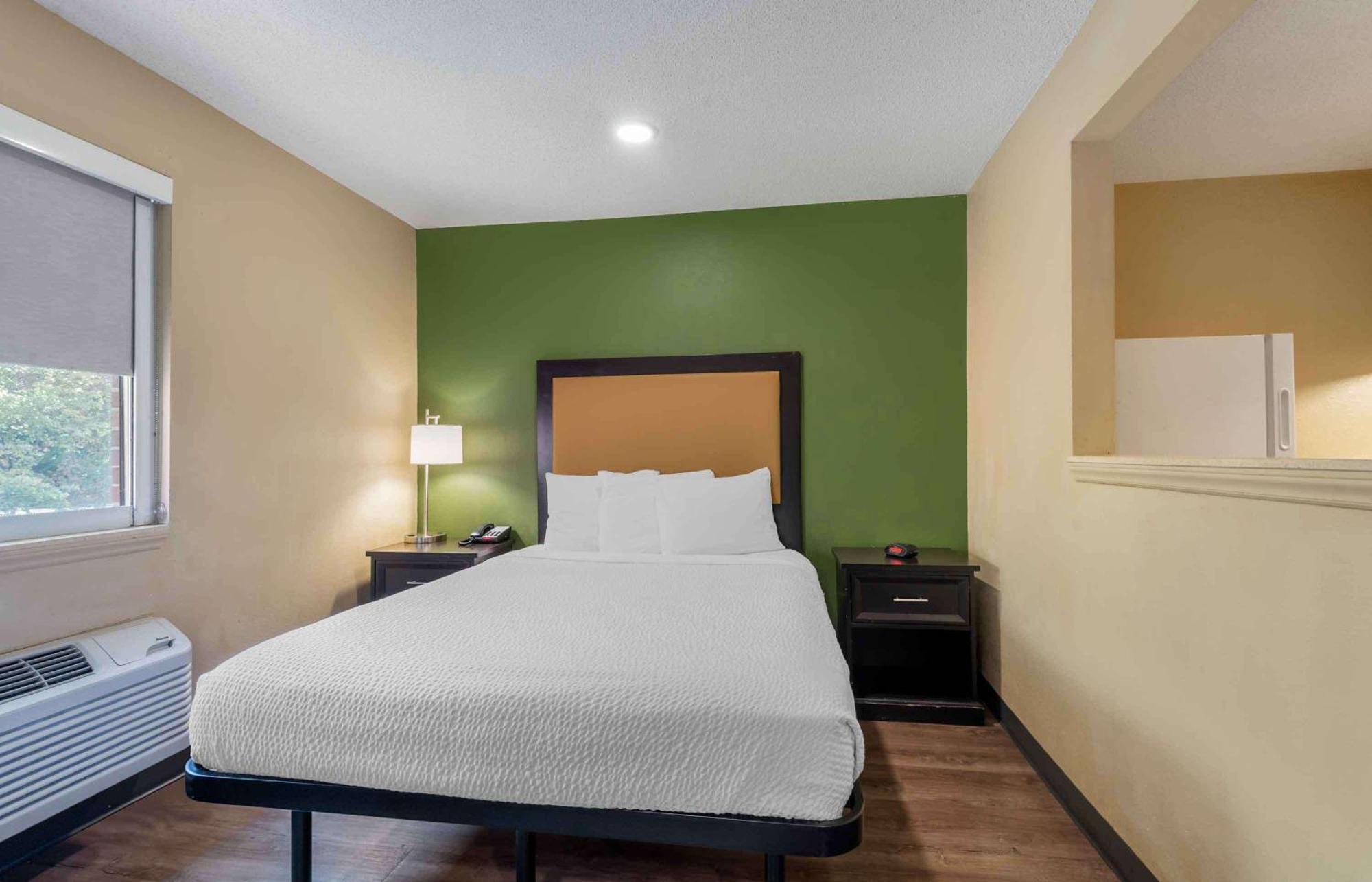 Extended Stay America Select Suites - Charlotte - Tyvola Rd - Executive Park Zewnętrze zdjęcie