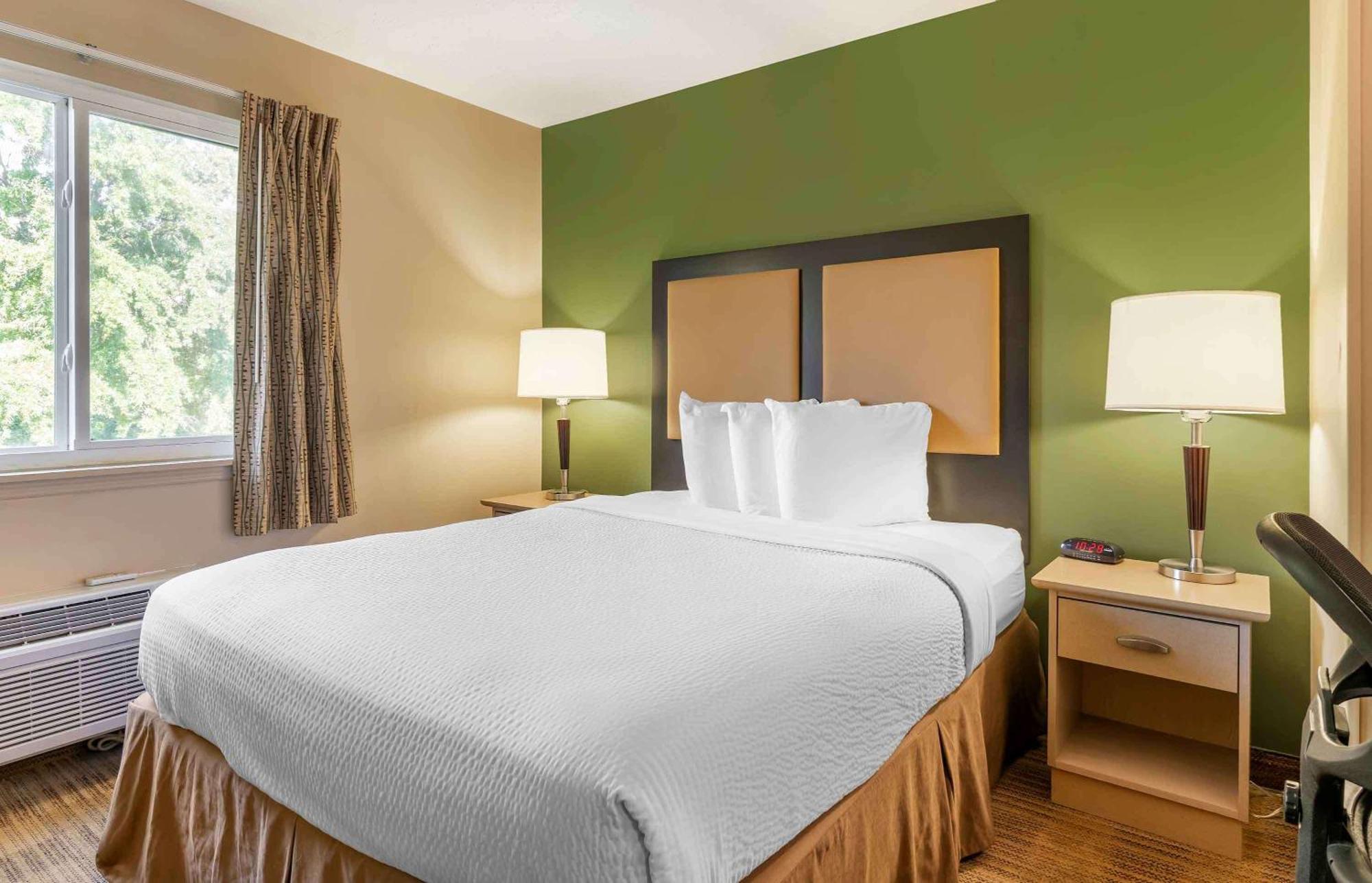 Extended Stay America Select Suites - Charlotte - Tyvola Rd - Executive Park Zewnętrze zdjęcie