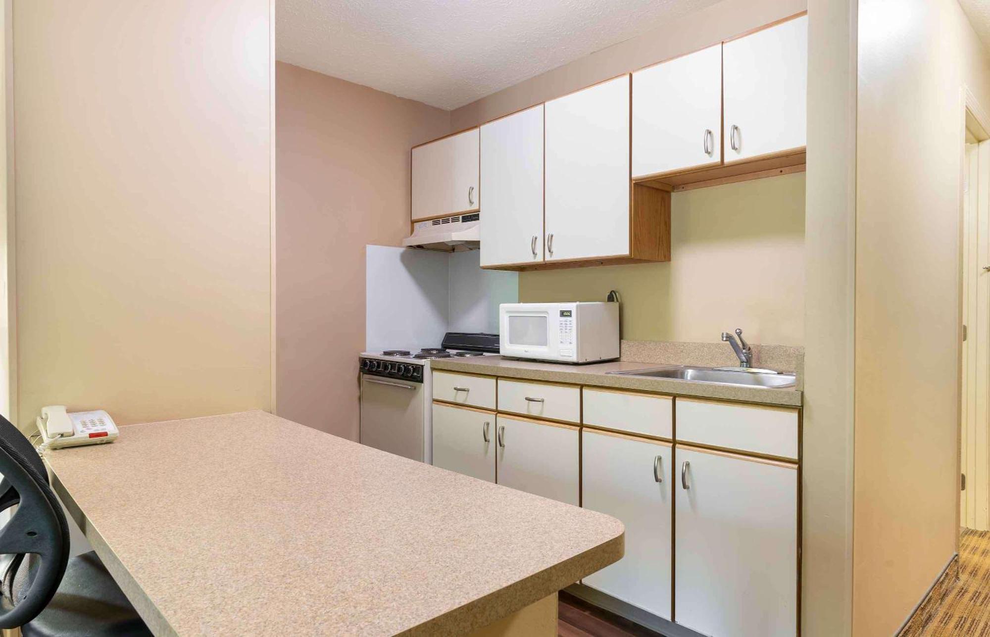 Extended Stay America Select Suites - Charlotte - Tyvola Rd - Executive Park Zewnętrze zdjęcie