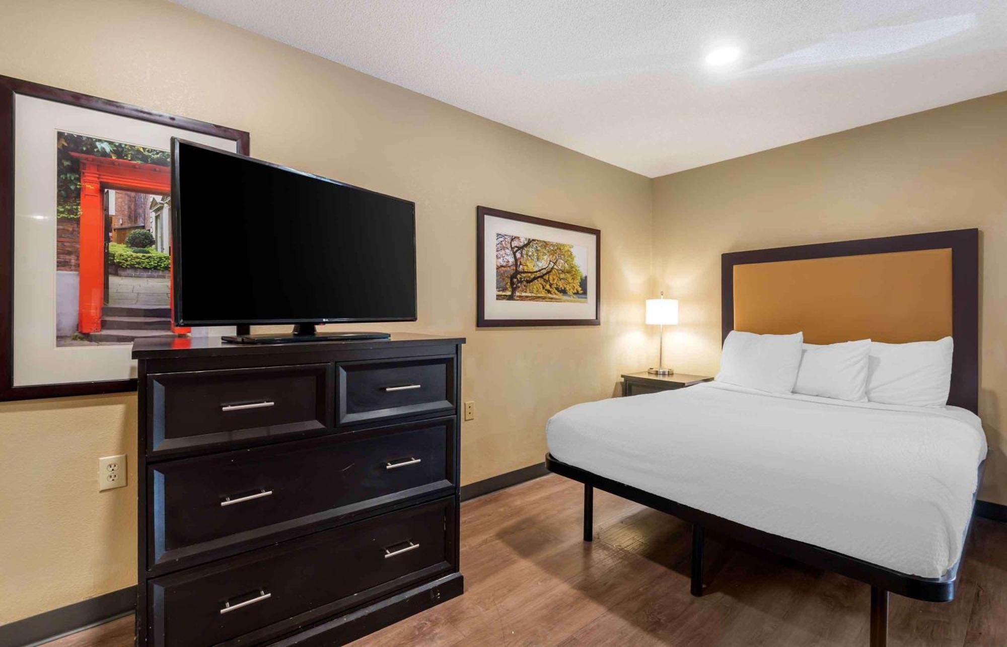 Extended Stay America Select Suites - Charlotte - Tyvola Rd - Executive Park Zewnętrze zdjęcie