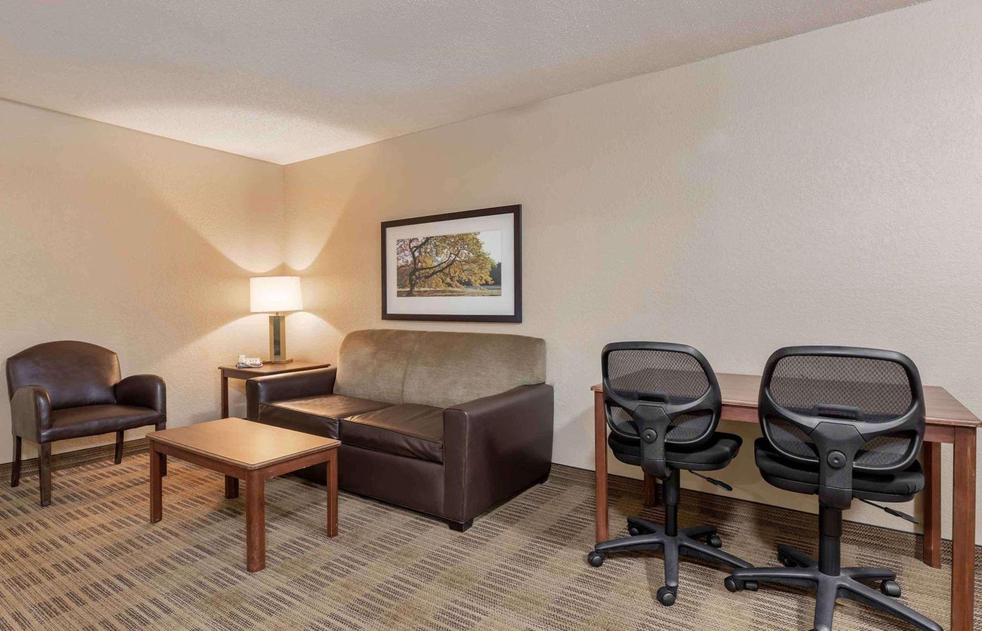 Extended Stay America Select Suites - Charlotte - Tyvola Rd - Executive Park Zewnętrze zdjęcie